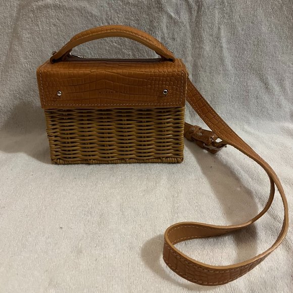 The Mini Kuai Bag - Picture 1 of 8